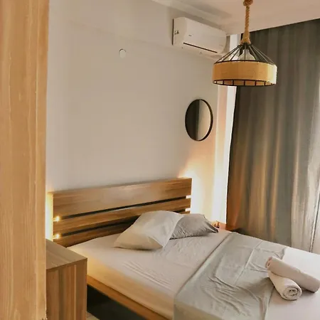 Skyline View - Big Balcony Салоники