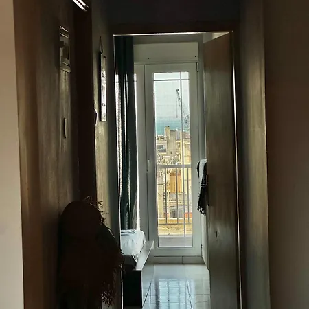 Skyline View - Big Balcony Салоники