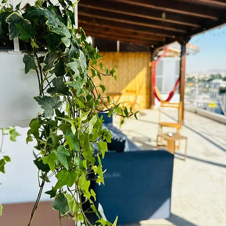 Skyline View - Big Balcony *