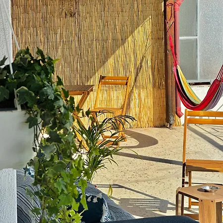 Skyline View - Big Balcony 公寓 *